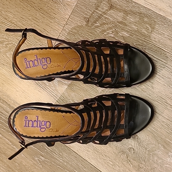 Indigo by Clark's Black Heels Size 8 - Picture 4 of 6